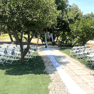 elopement package King Street Orchard, Redlands provides you with a stunning outdoor wedding area to exchange your wedding nuptials. Best Redlands Outdoor Wedding, Affordable Wedding